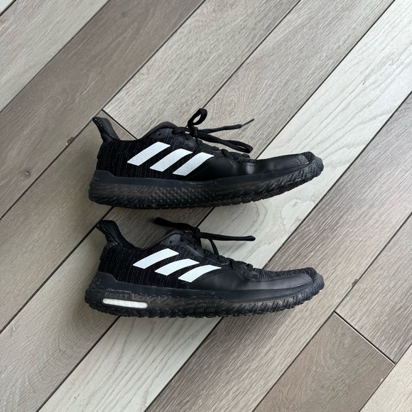 Adidas FitBoost Trainer Shoe - Women's Training | Size: 8 | Fair Condition - Picture 4 of 10